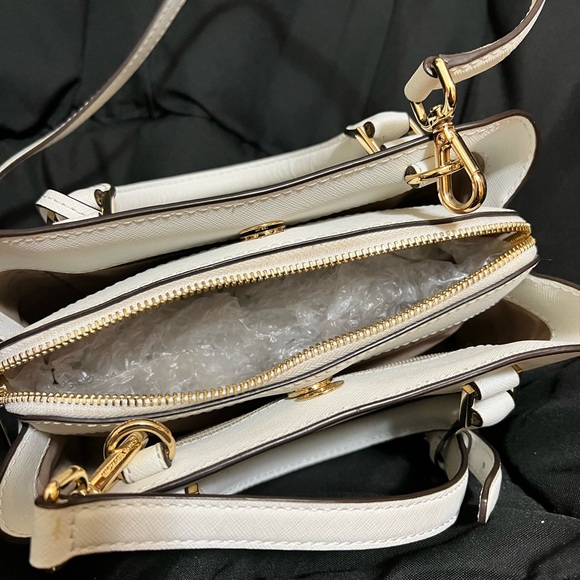 Michael Kors Bag - Picture 5 of 6